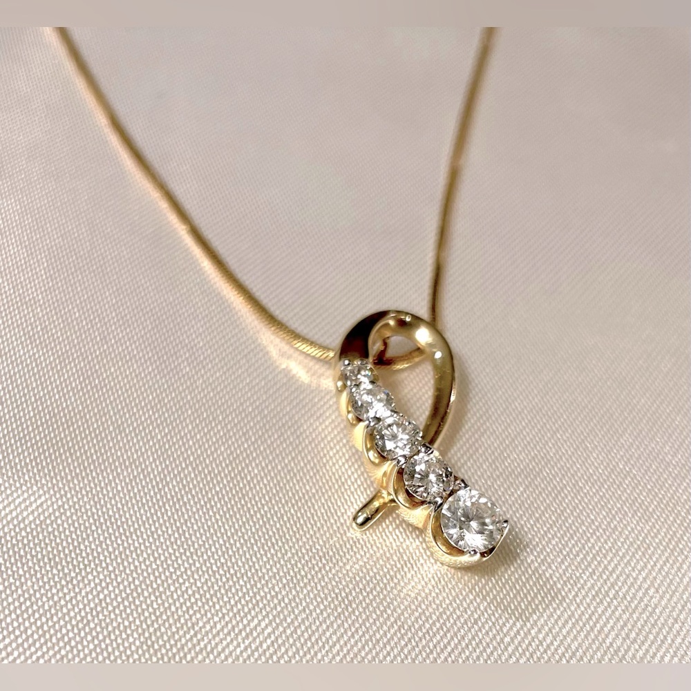 14k gold pendant with .80c diamonds, with 14k gold necklace (SOLD)